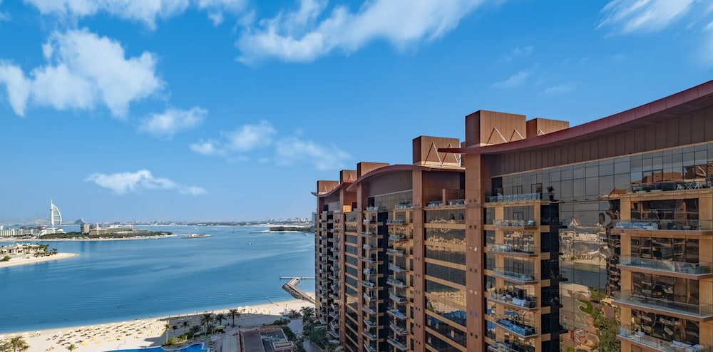 LUX The Tiara Burj al Arab View Suite 2