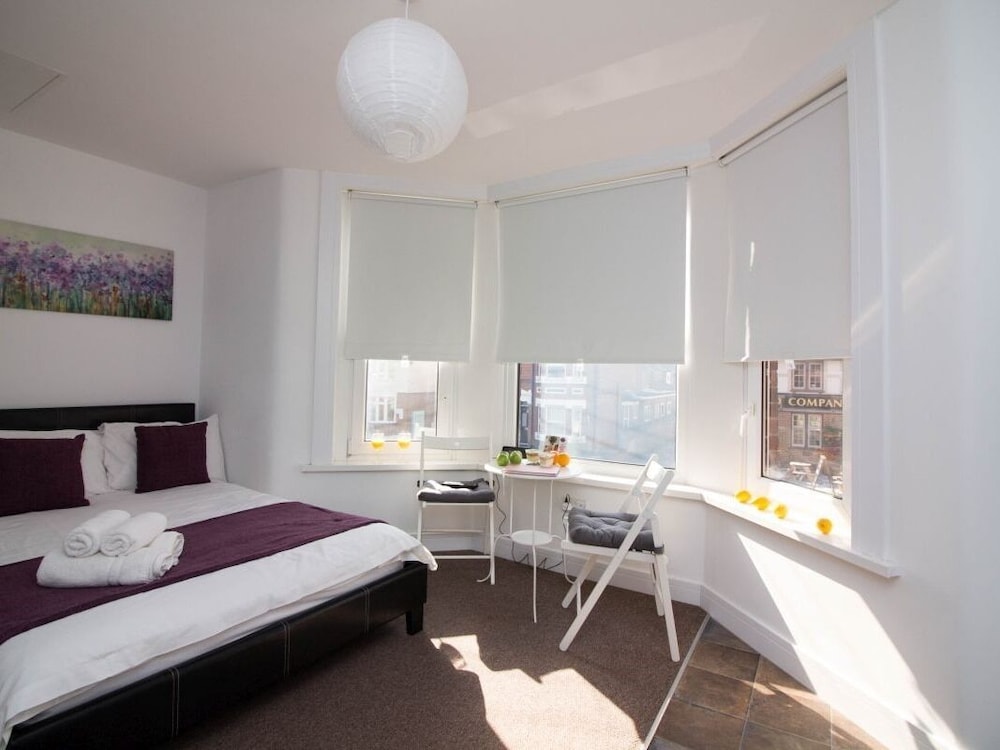Beddoe Apartments