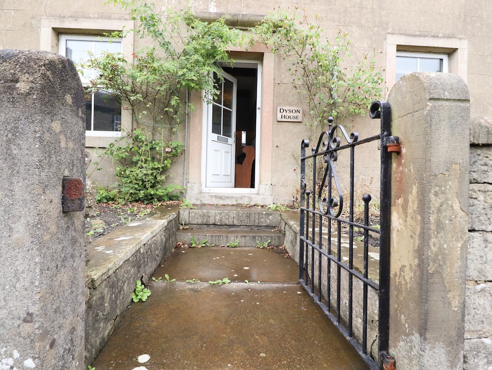 Dyson House