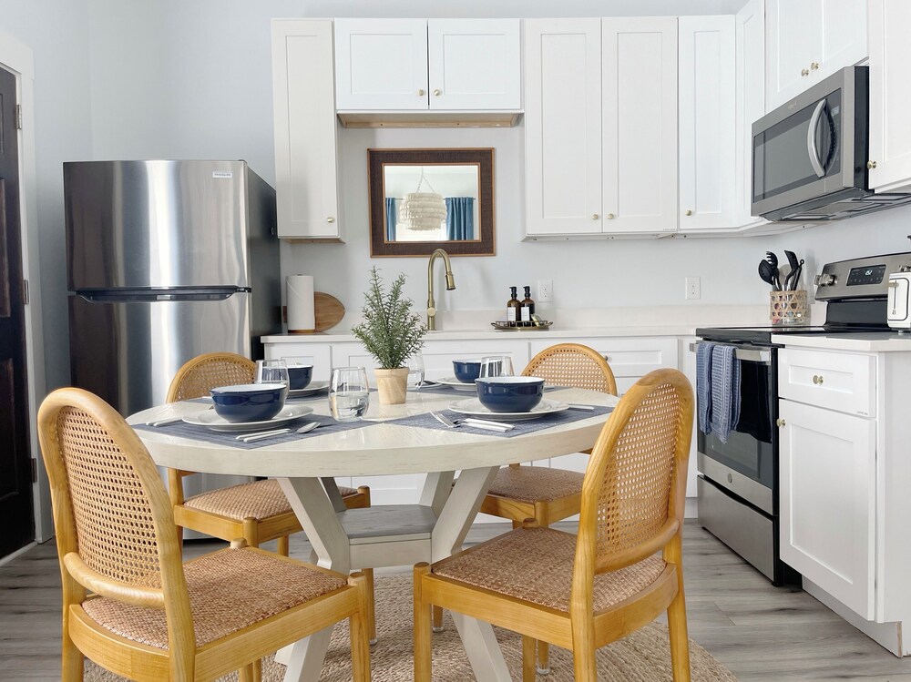 Stylish 1900s Renovated Apartments