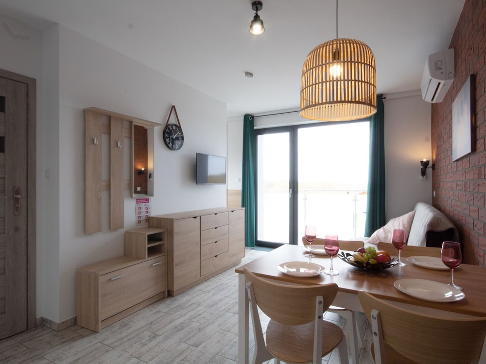 Apartment in Sianozety Near the Beach