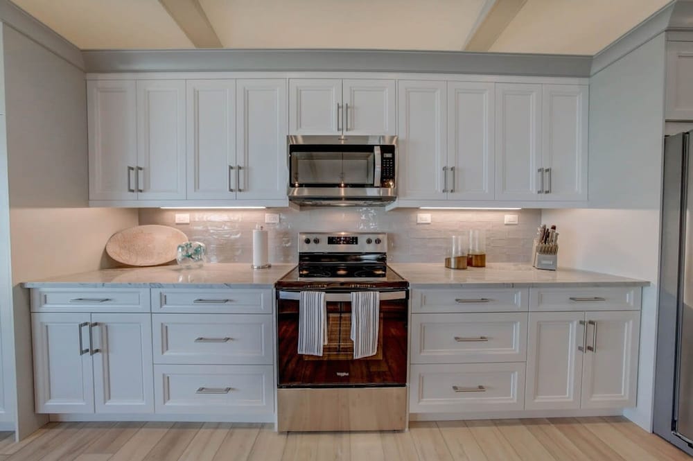 Villa Nautilus Steps Away From the Beach - New Lux 3 Story Pool Hot Tub Home With Elevator