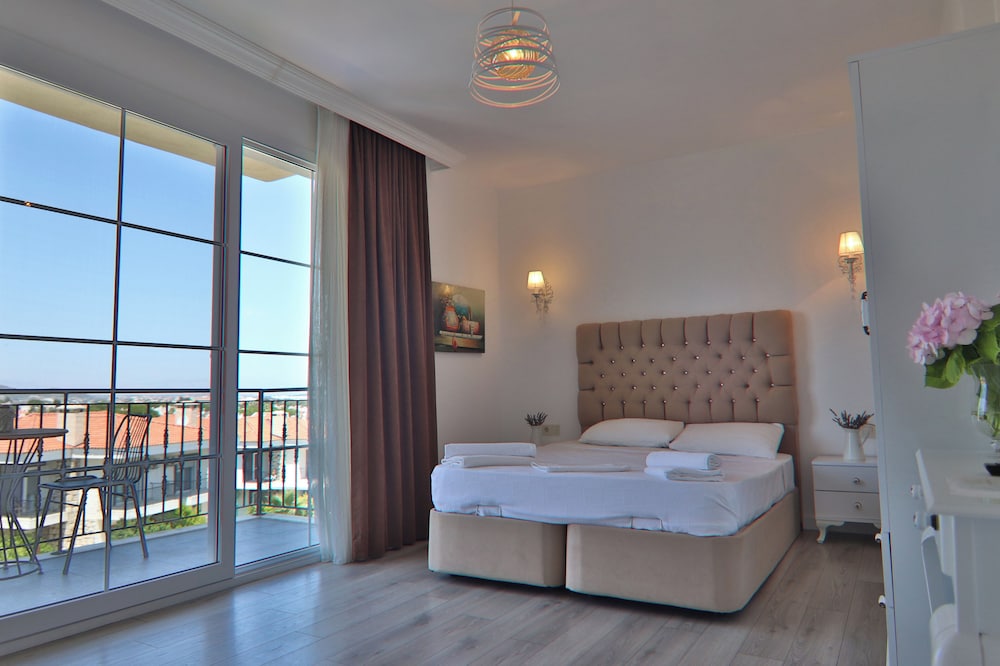 Lavinia Garden Alaçatı - Image 104