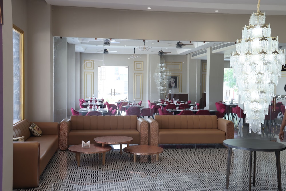 Pallacia A Luxury Hotel