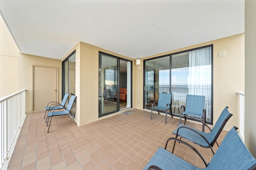 Romar Place 705