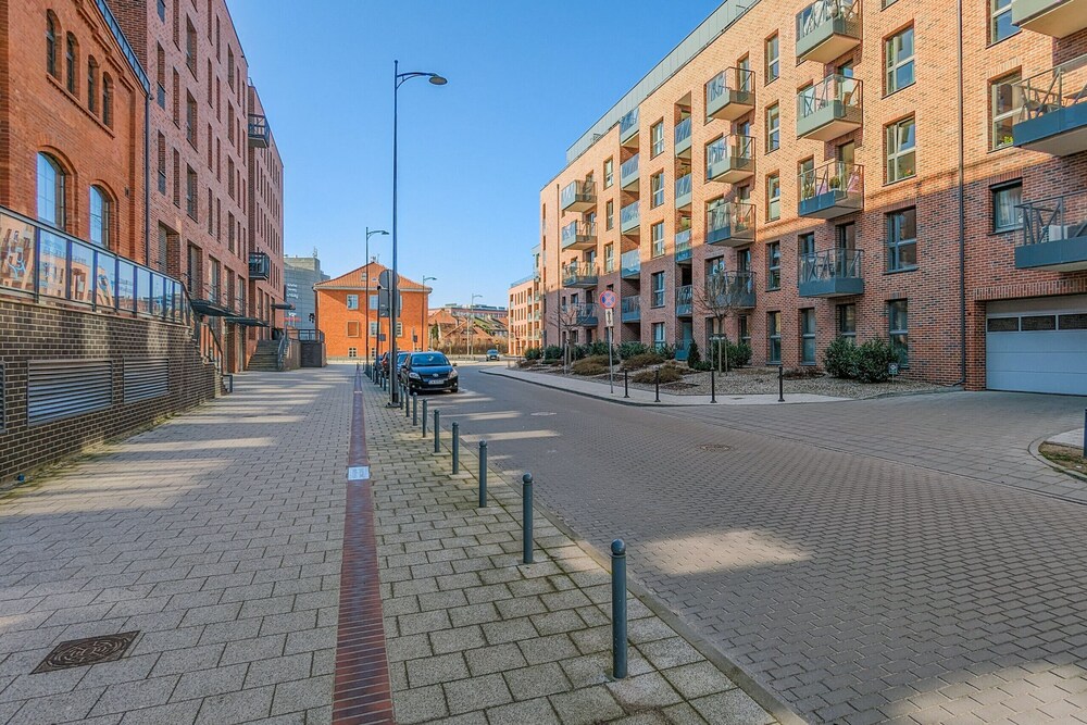 Browar Gdański Free Parking by Renters view 4