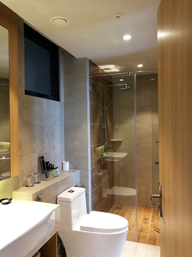 The Granite Luxury Hotel Penang 106