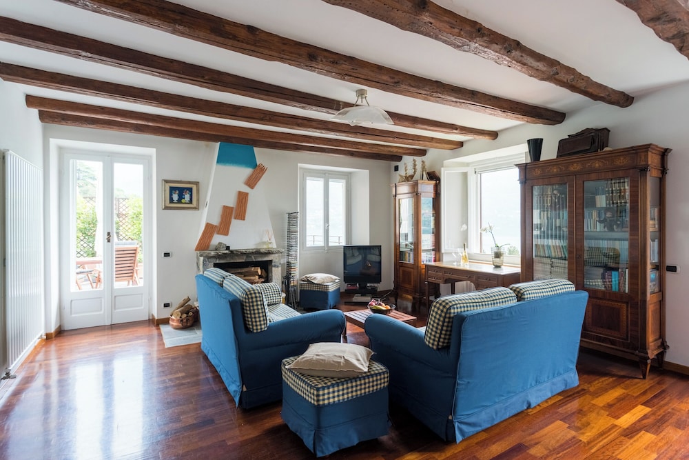 Dreaming Terrace by Rent all Como