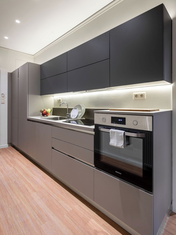 The Beehive Apartments