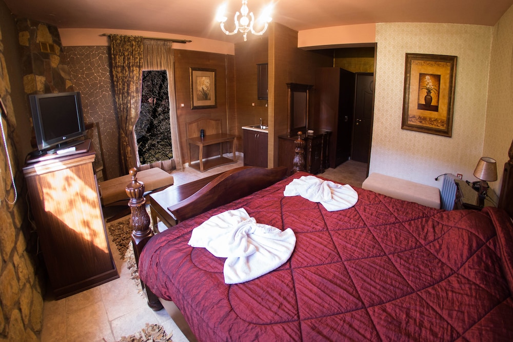 Silva Suites