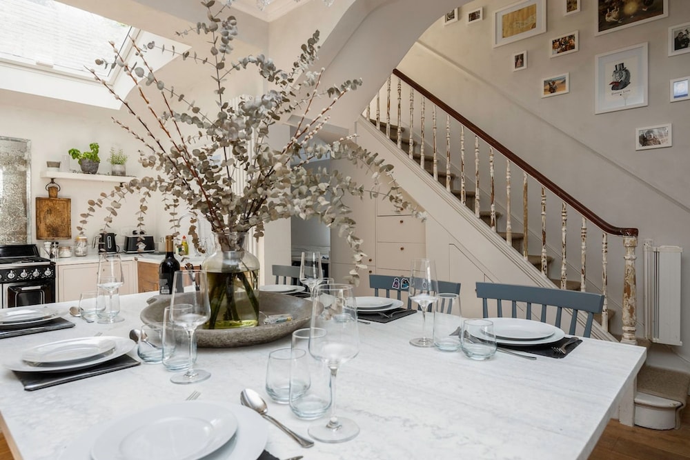 Host Stay The Walpole House view 2