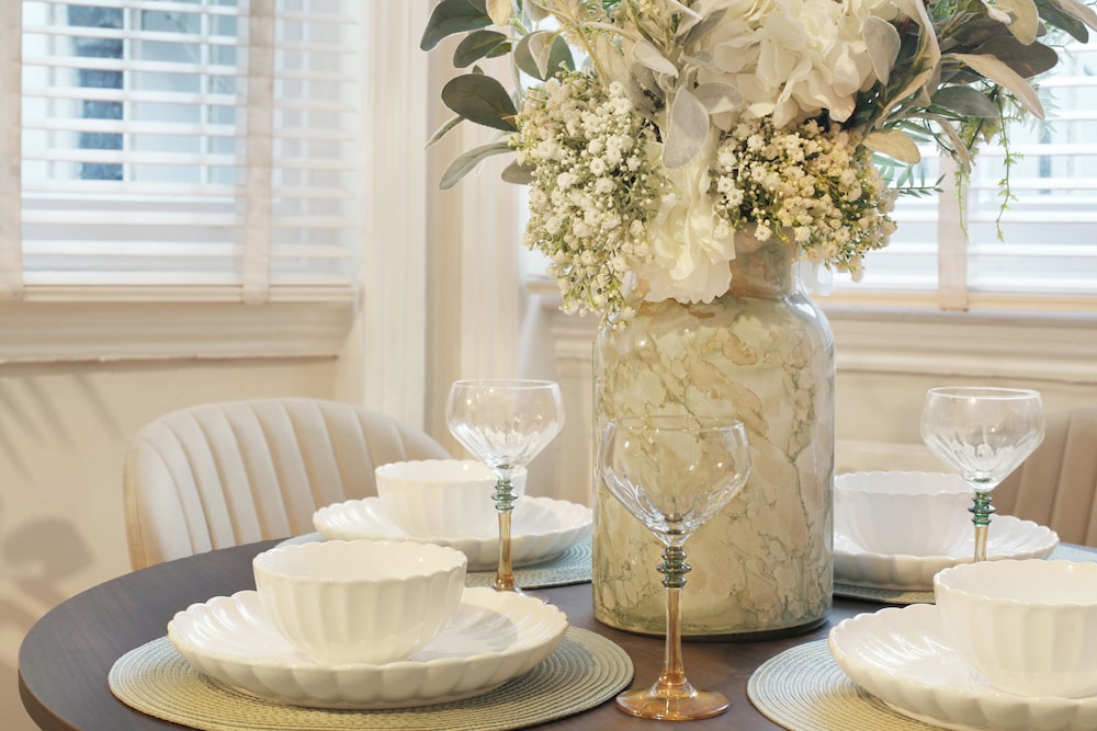 Redcliffe Square Flat