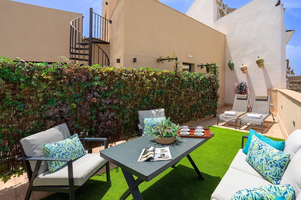 Exclusive Apartment Near Cathedral Rodrigo Caro II