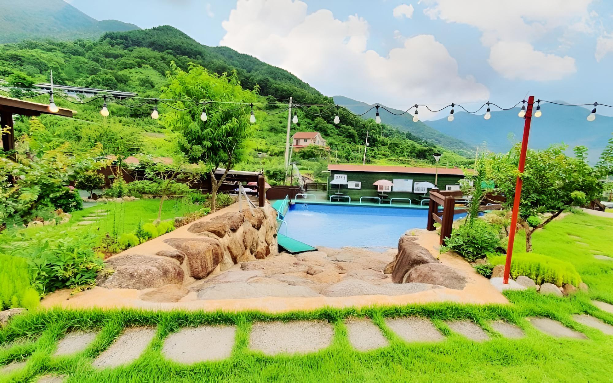 Hadong Sansuae Pension