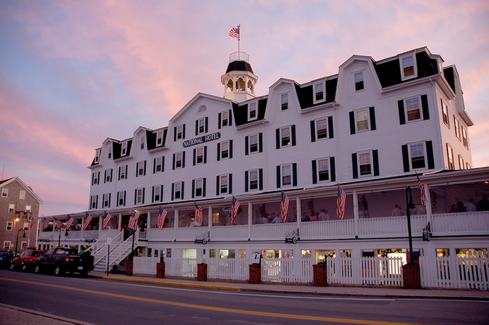 The National Hotel