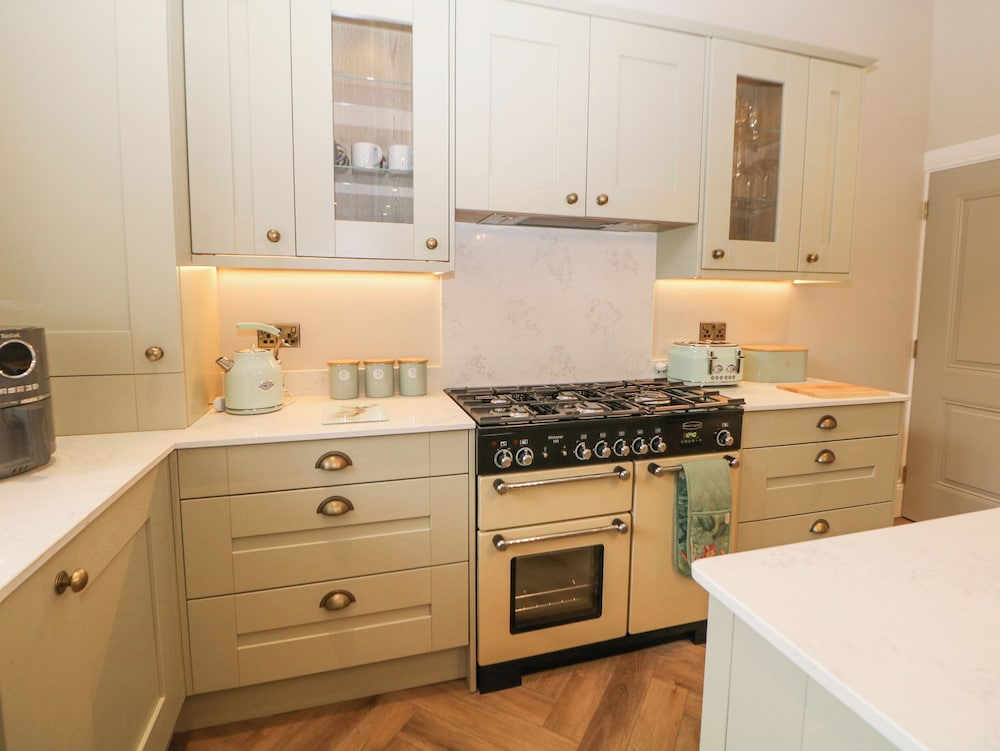 Cavendish Suite