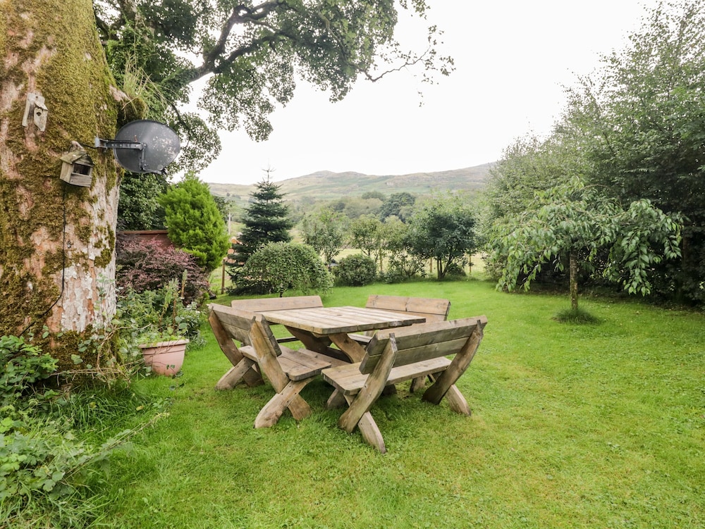 Beckfold Cottage