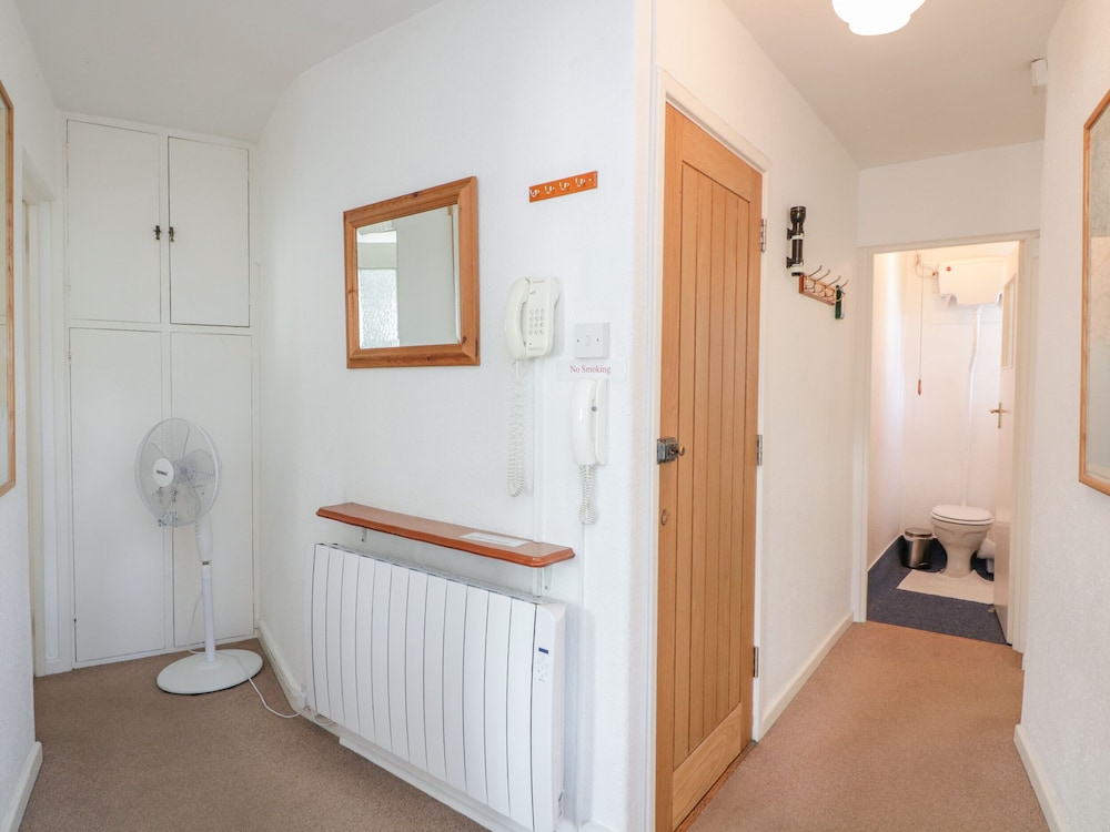 8b Fore Street view 4