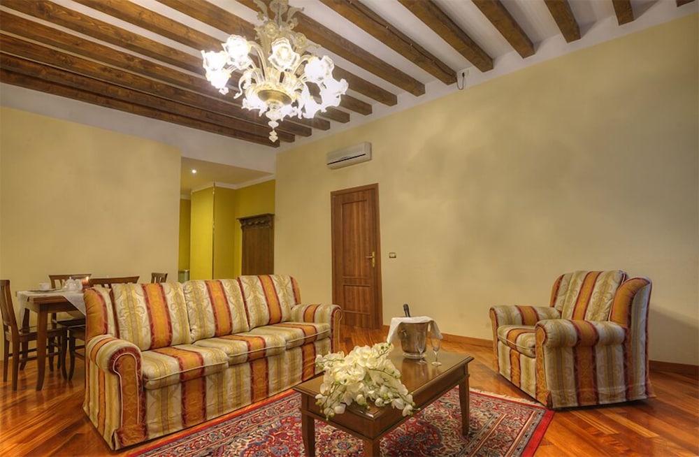 Ca' Dell'Arte Suite