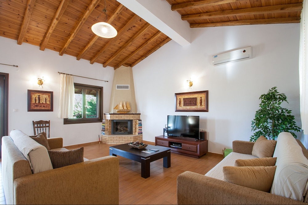 Four Seasons Villas