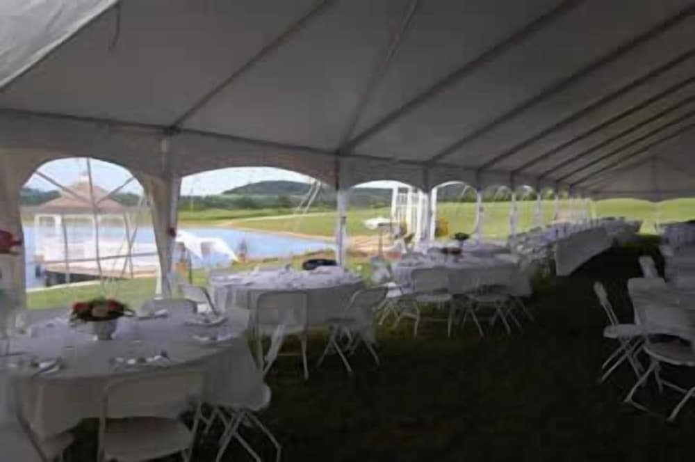 Lefevre Inn and Resort