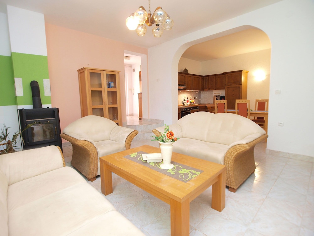 Apartments Ivan 65