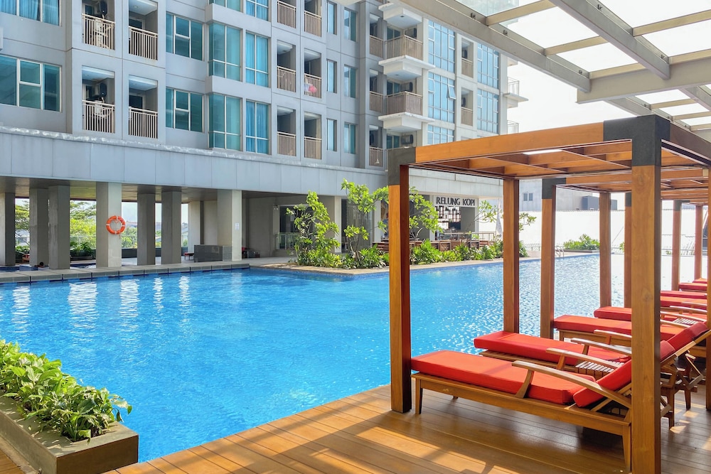 Good Choice and Homey 2BR Apartment Tamansari Iswara
