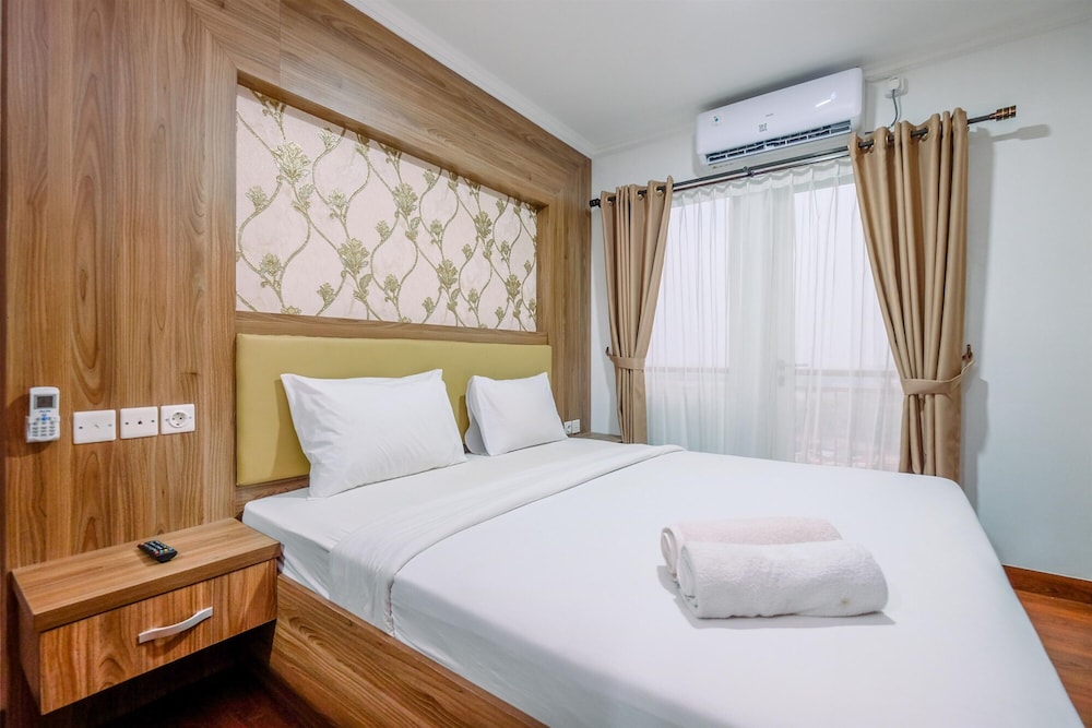 Minimalist and Cozy Studio Sentul Tower Apartment