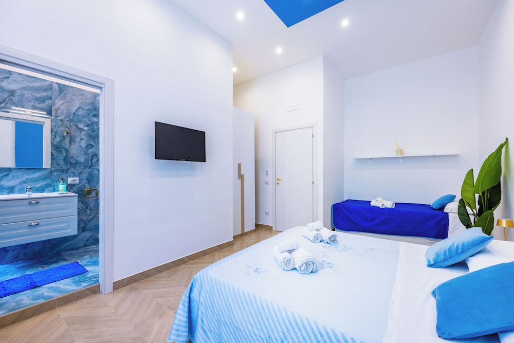 Essentia Home