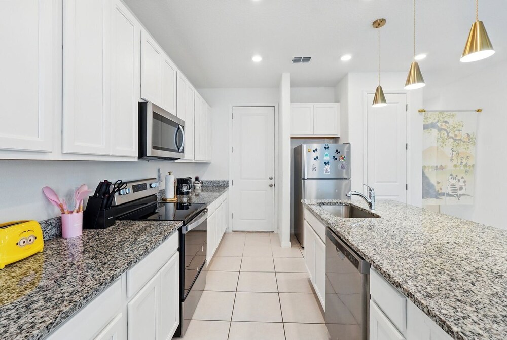 1421ds-the Enclaves At Festival 3 Bedroom Townhouse