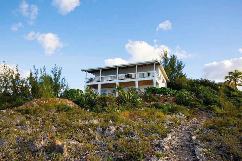 Luxury Villa With Private Beach Access