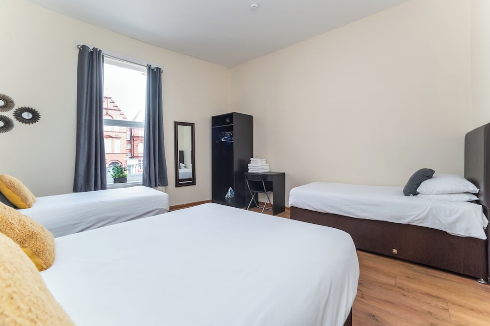 2 Bedroom Apartrment