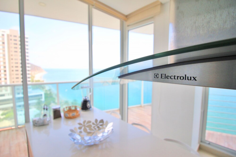 Apartamentos SOHO Elite - Frente al Mar