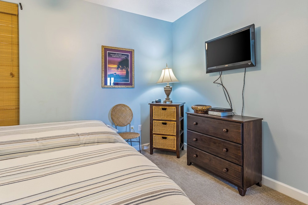 Legacy Key #203 by Southern Vacation Rentals
