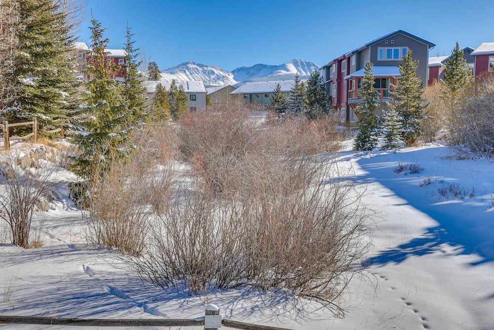 Fantastic Fraser Condo: Year-round Family Getaway