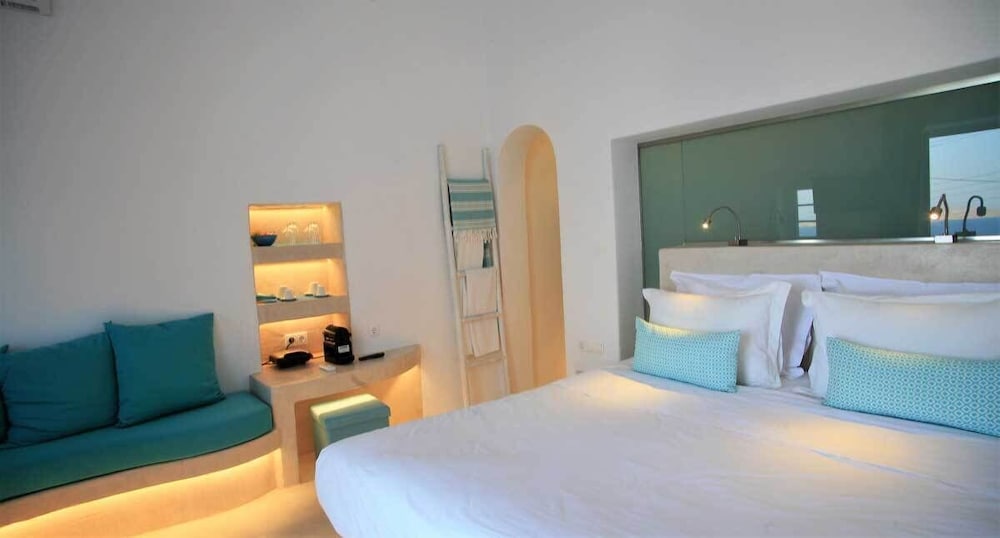 Mykonos Moussa Suites