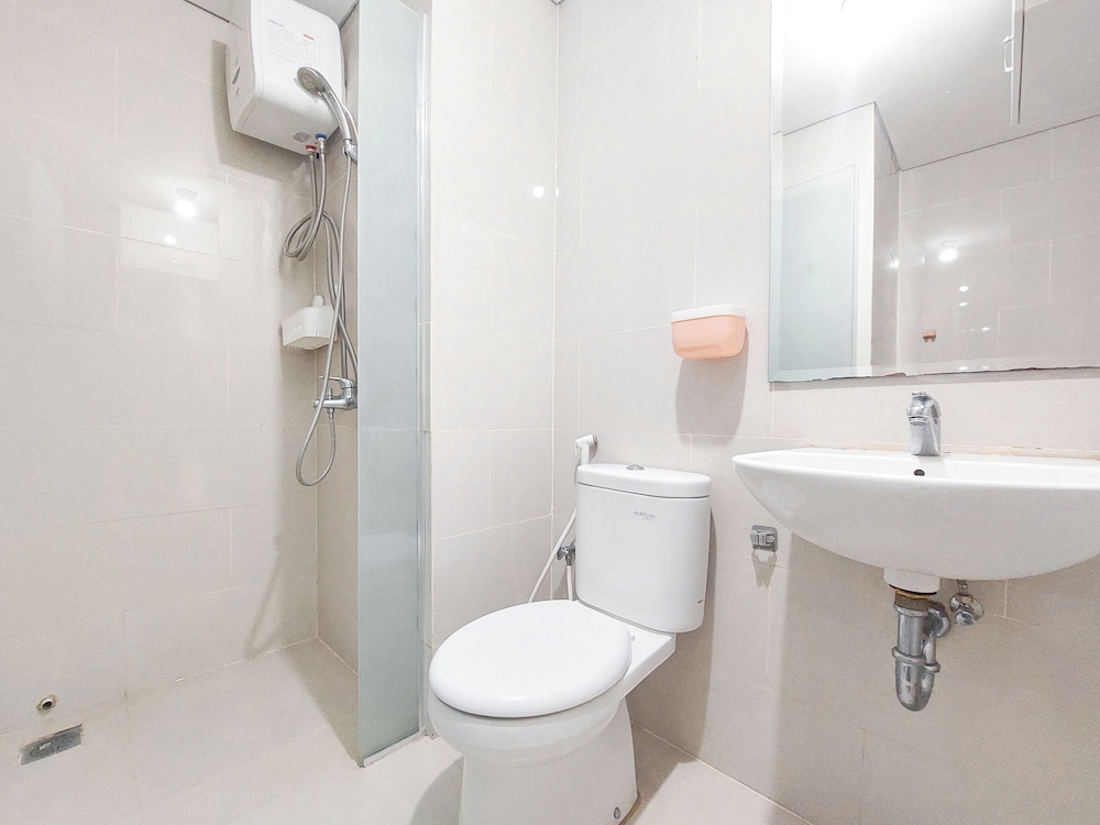 Comfort And Homey 2Br At Podomoro City Deli Medan Apartment