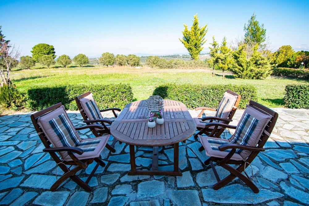 Alexandra House by Travel Pro Services view 5