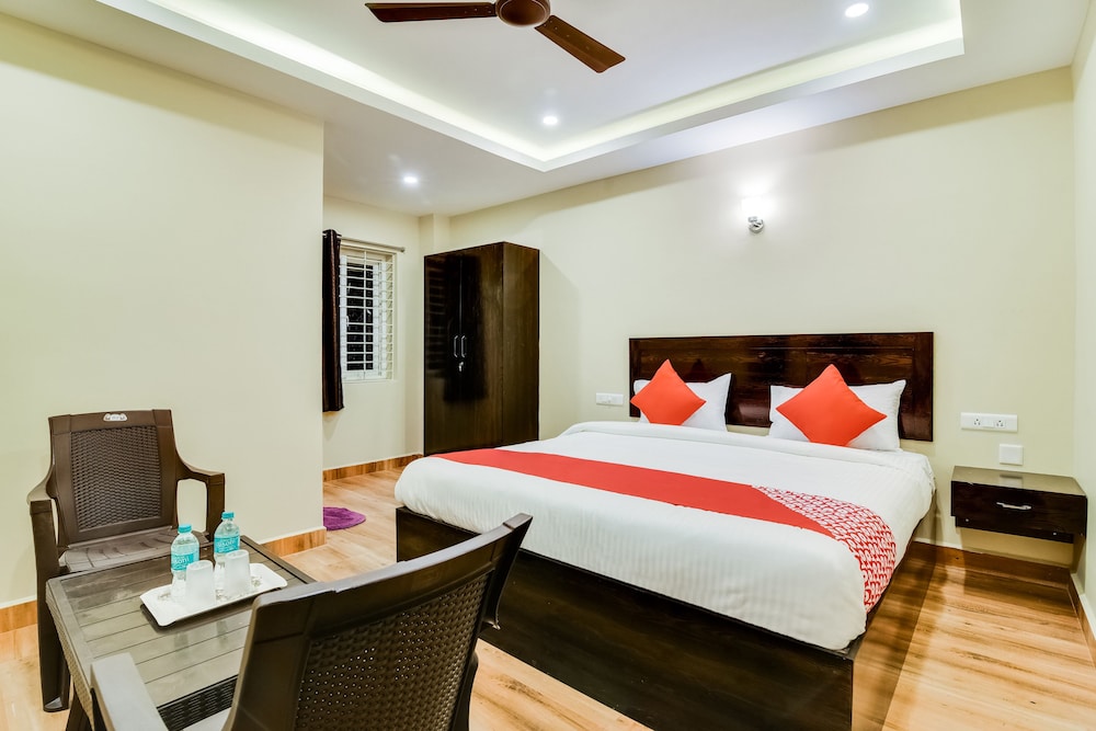 Capital O 28216 Raajas Grand view 5