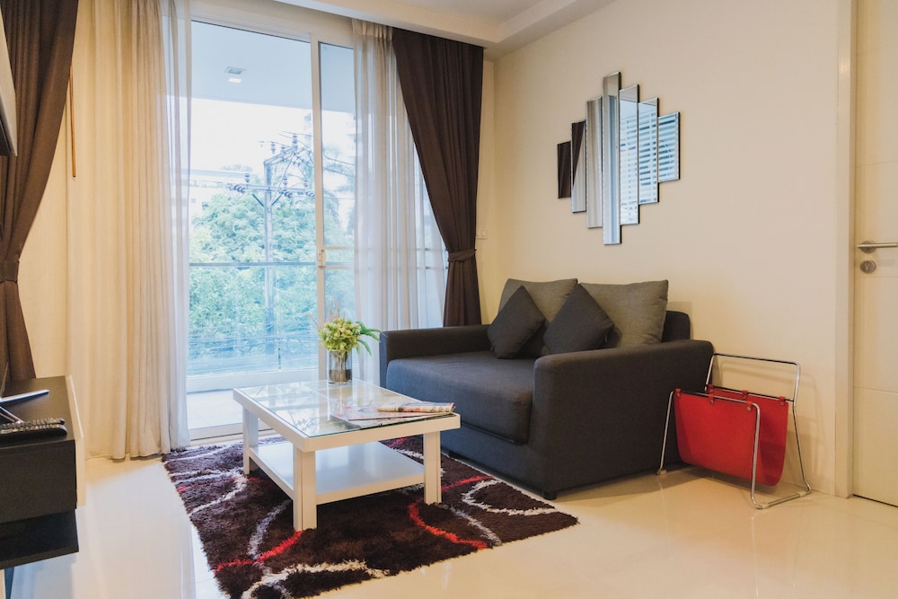 Beverly 33 Suites by PROMPT HOLIDAY HOME