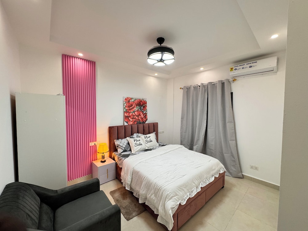The 401 Apartment