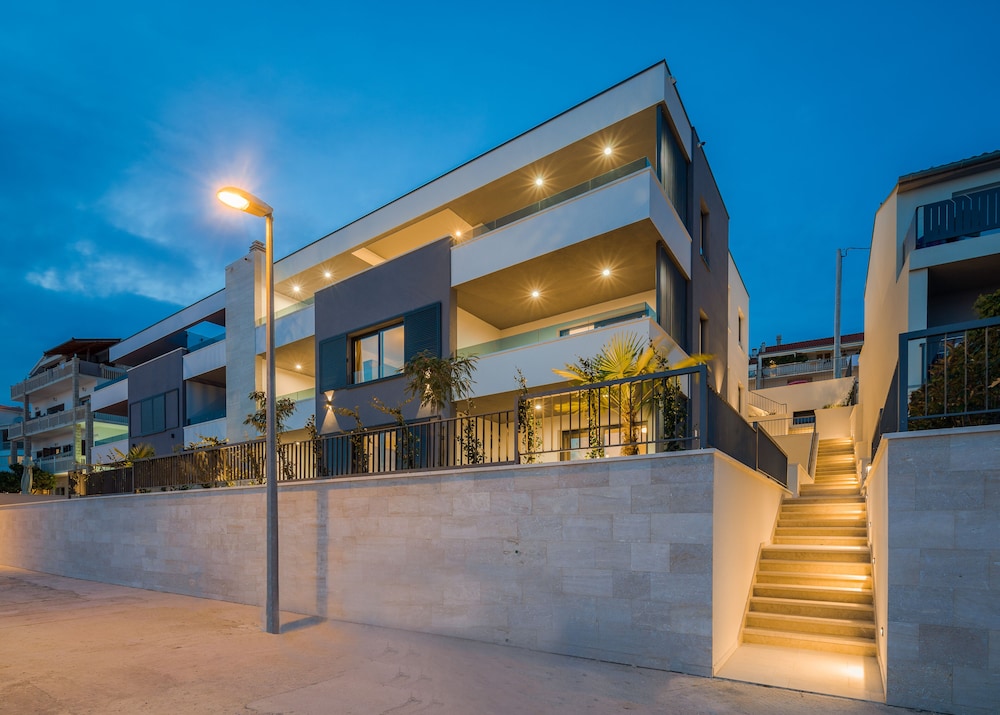 Villa Four Brothers - Exclusive Apartment