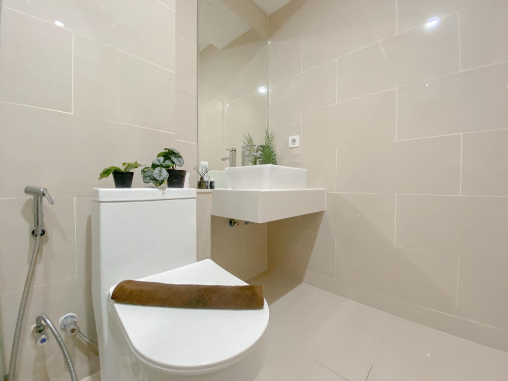 Fully Furnished and Cozy Studio Daan Mogot City Apartment