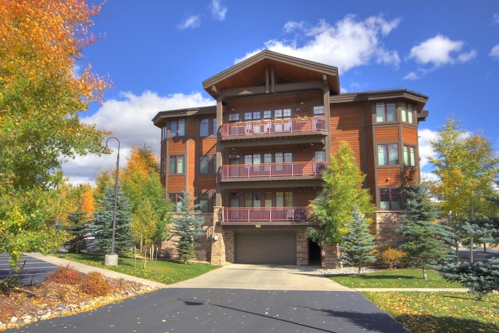 Beaver Creek Vacations - Timberline Cove  203 2 Bedroom Condo by RedAwning - Property Image 1