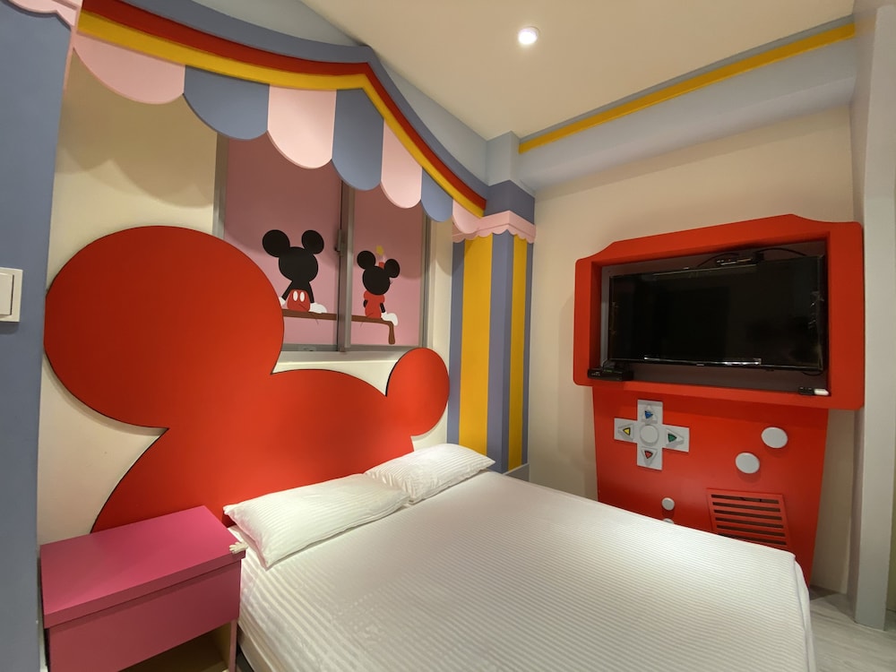 Fun Holiday Hostel