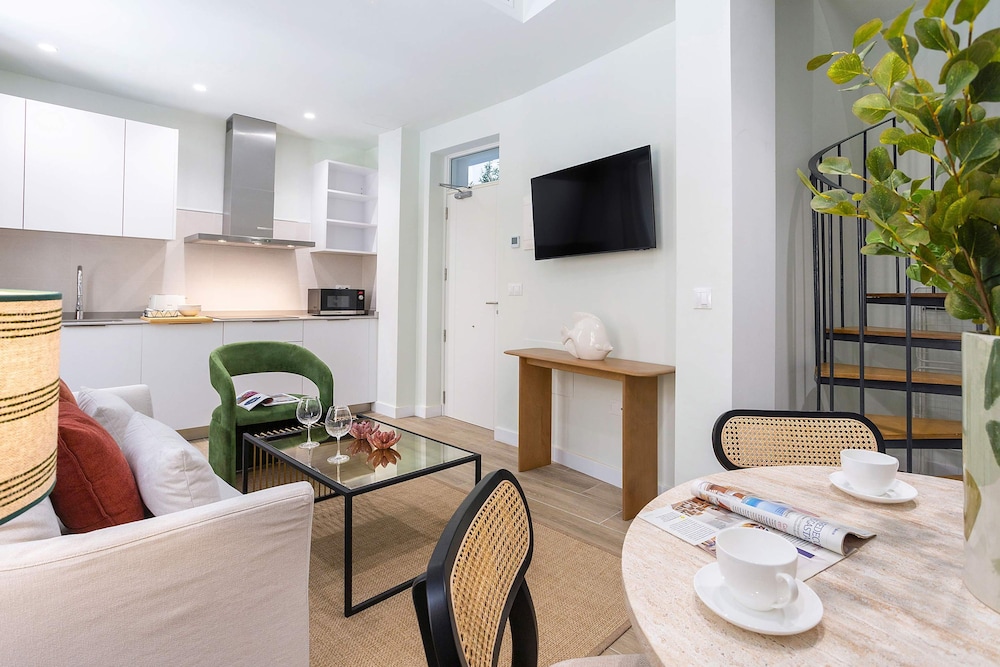 Spectacular Duplex in C diz Center Patrocinio III