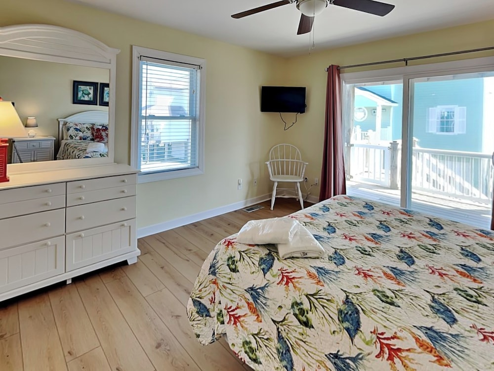 Summer Wynd by Topsail Realty