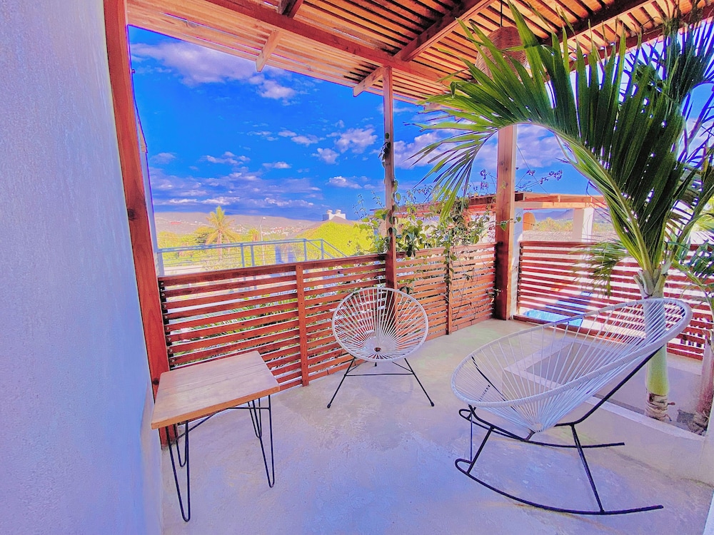 Perro Surfero Hotel Boutique - Todos Santos, BCS