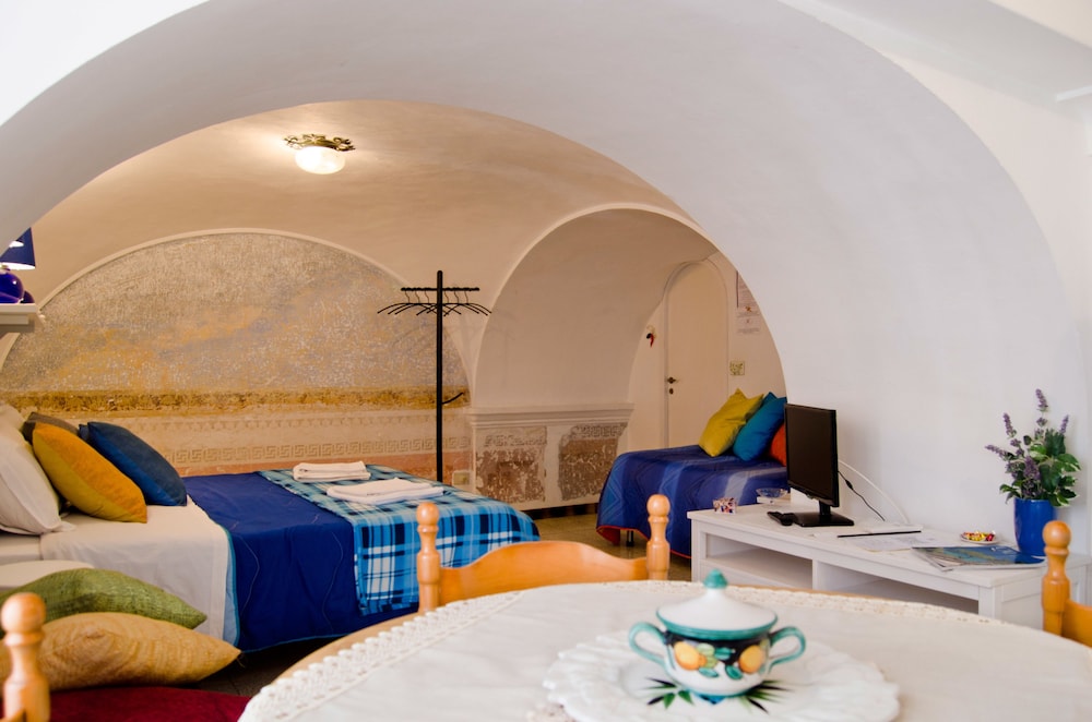 Antico Monastero view 2