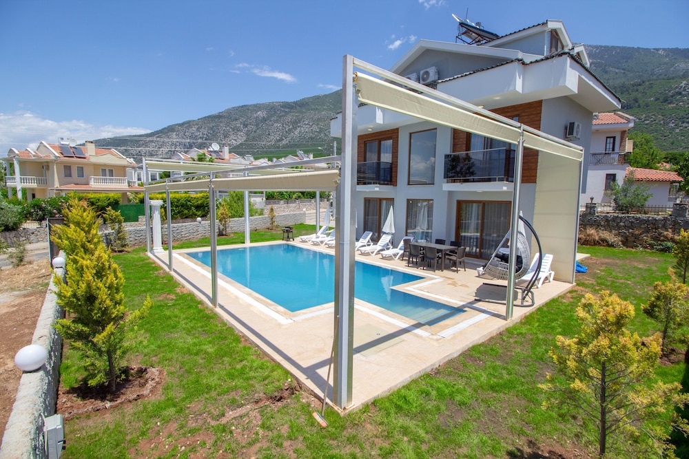 Fethiye Tuna 1 Villa view 5